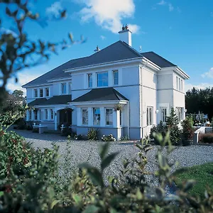 4* Гостевой дом Killarney Lodge
